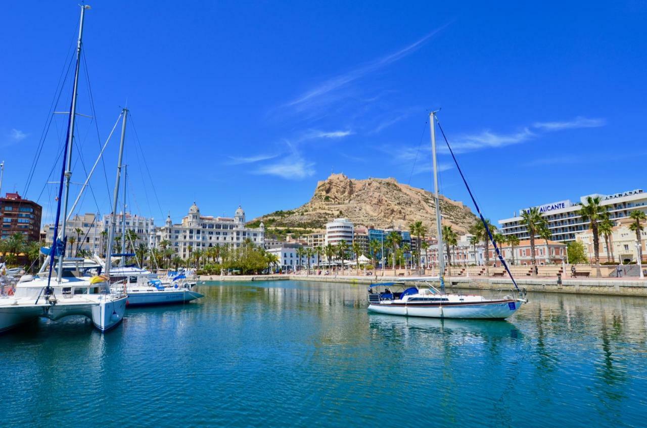 Luxury City Center Apartment By Nras Alicante Bagian luar foto