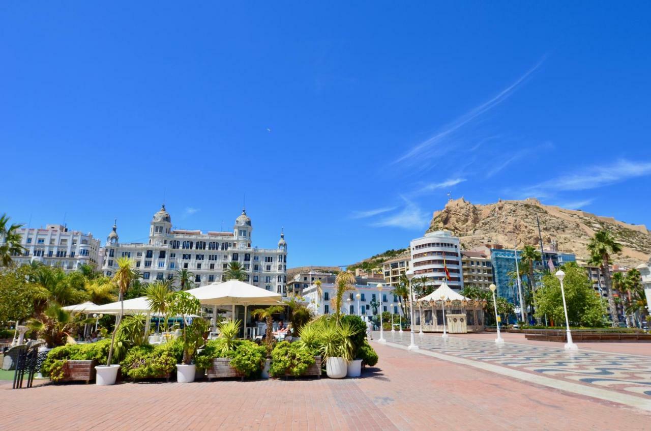 Luxury City Center Apartment By Nras Alicante Bagian luar foto
